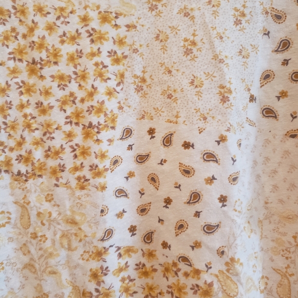 American Eagle T shirt - Picture 3 of 4